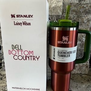 ❤️SOLD❤️Lainey Wilson Watermelon Moonshine Stanley